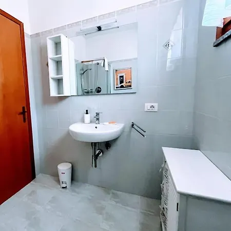 Apartment Lavanda - A 5min A Piedi Dalla *